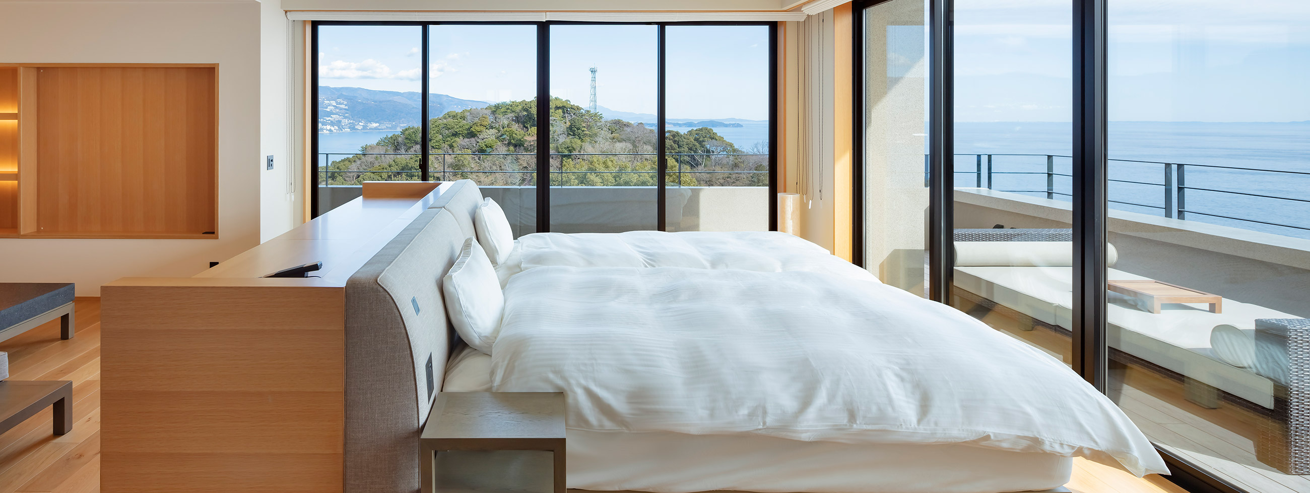 エグゼクティブコーナー